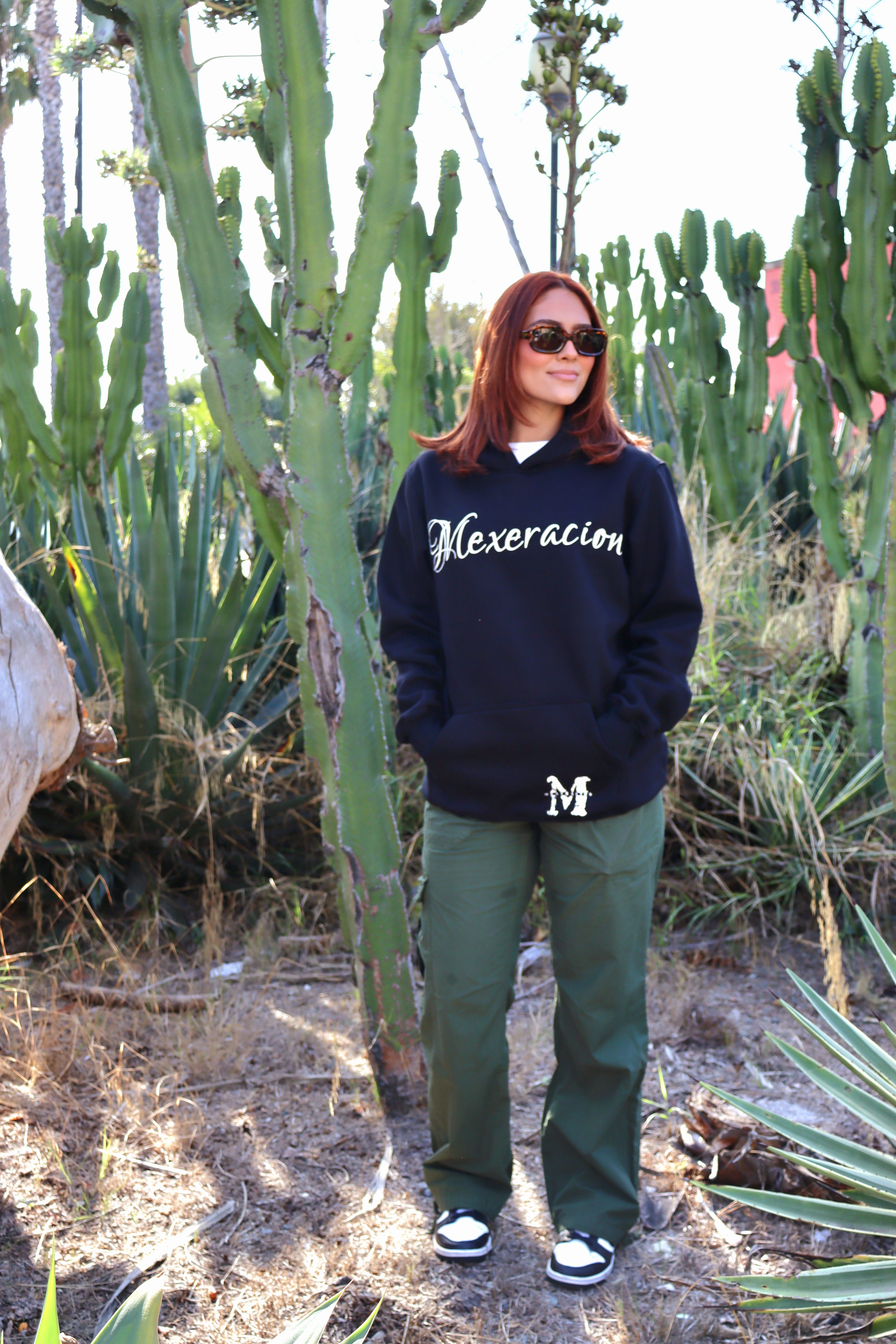 MEXERACION HOODIE IN BLACK