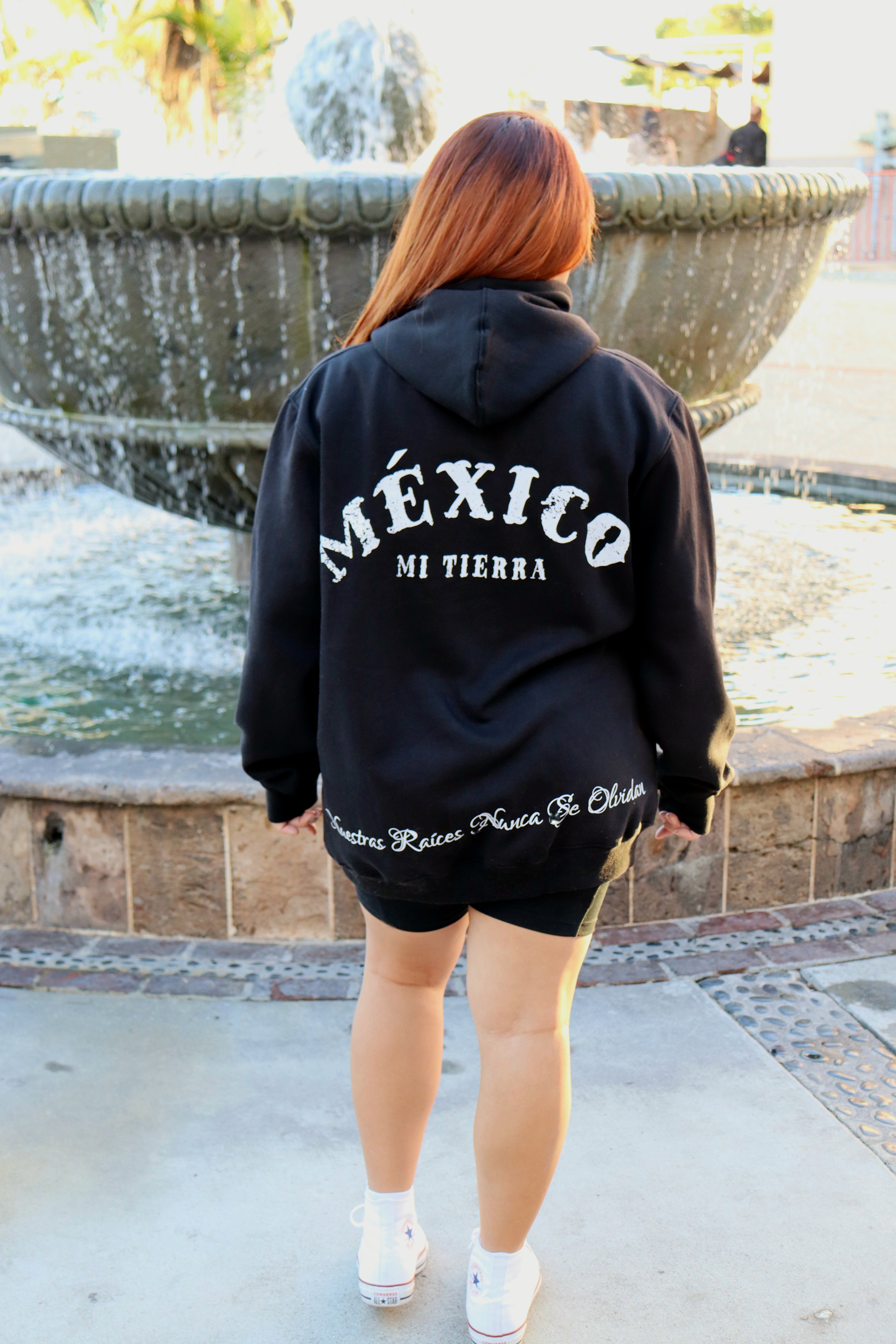 MI TIERRA HOODIE IN BLACK